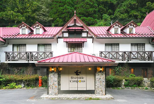 ファミリールーム(4人まで)1泊宿泊無料